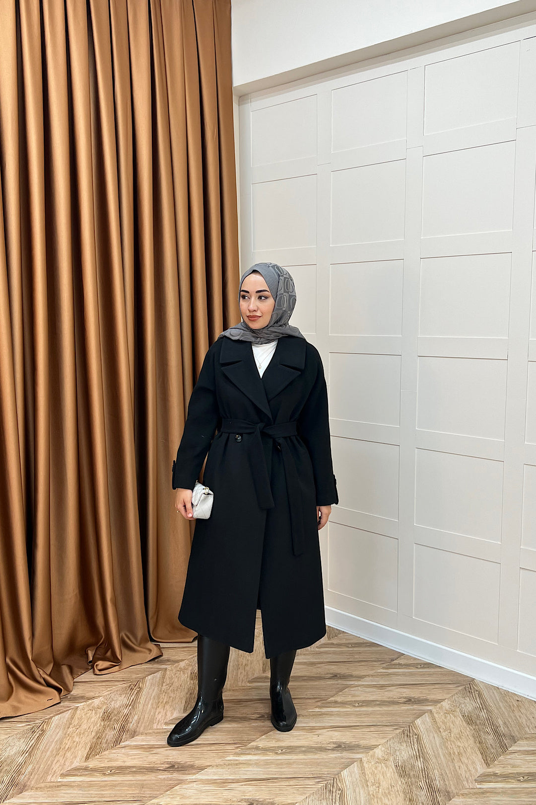 Martina Yırtmaçlı Kaban Siyah 5508-SIYAH