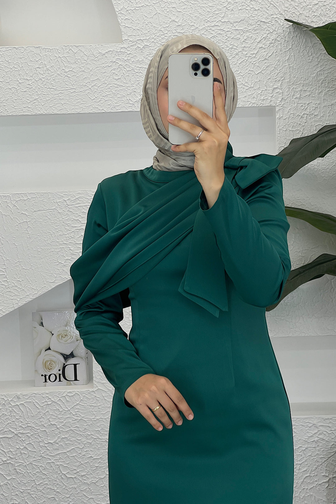 Degaje Detay Saten Abiye Zümrüt 3026-ZUMRUT
