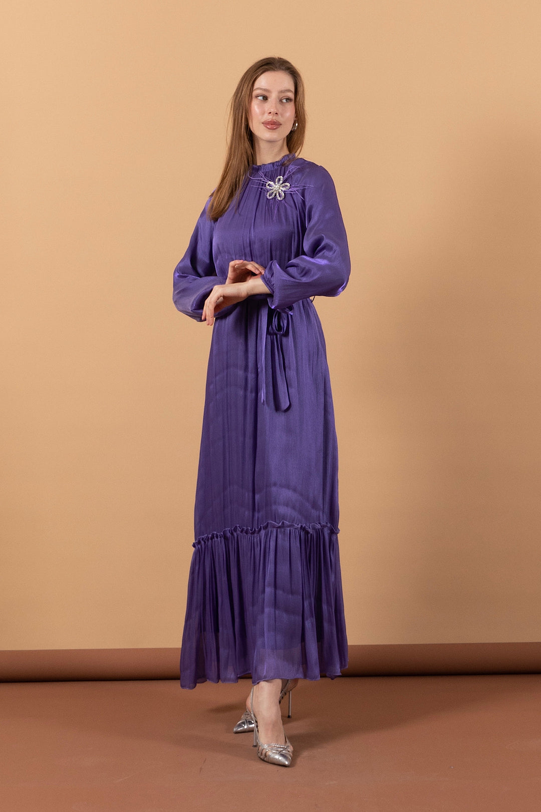 Broş Detay İpek Elbise Mor 4979-MOR