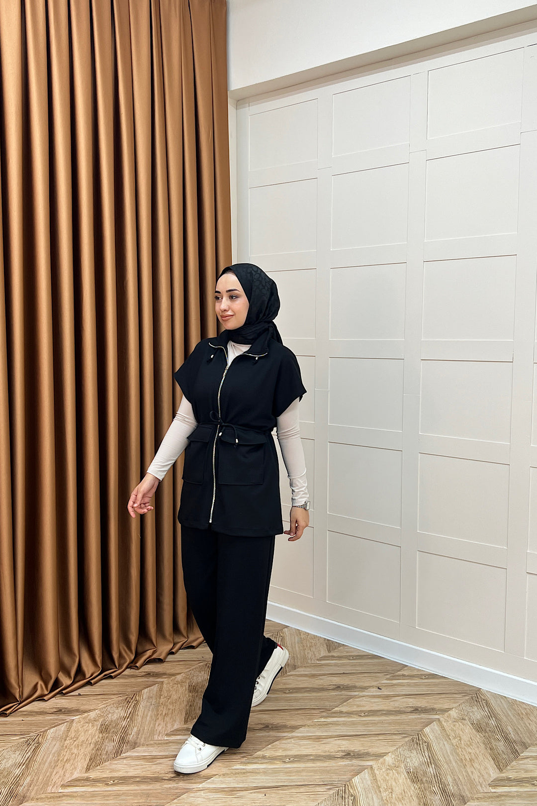 Lia Yelekli Takım Siyah 2023-SIYAH