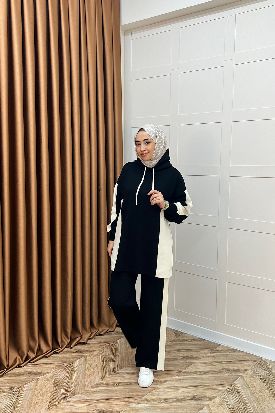 Lapis Çizgili Kapüşonlu Triko Takım Siyah 241210-SIYAH