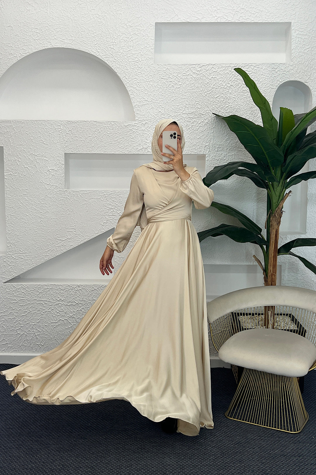 Önü Çarpraz Saten Abiye Krem 4529-KREM