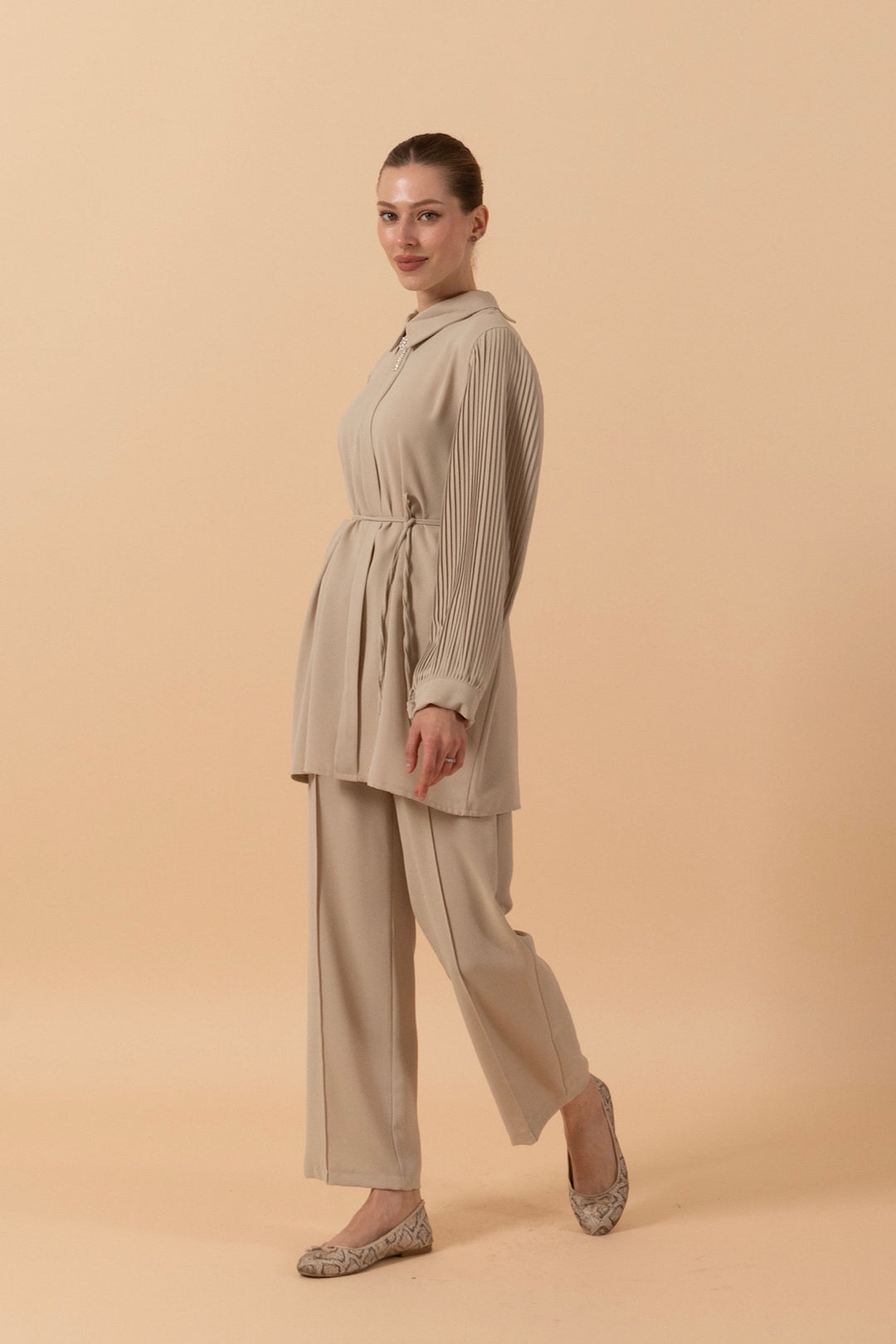 Kol Pilise Detay Broşlu Takım Taş 1976-TAS