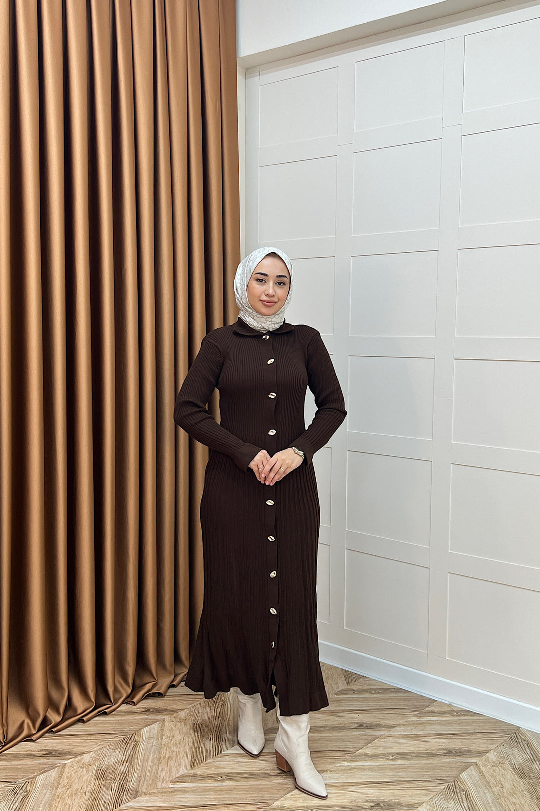 Endam Düğmeli Triko Elbise Kahverengi 10201-KAHVERENGI