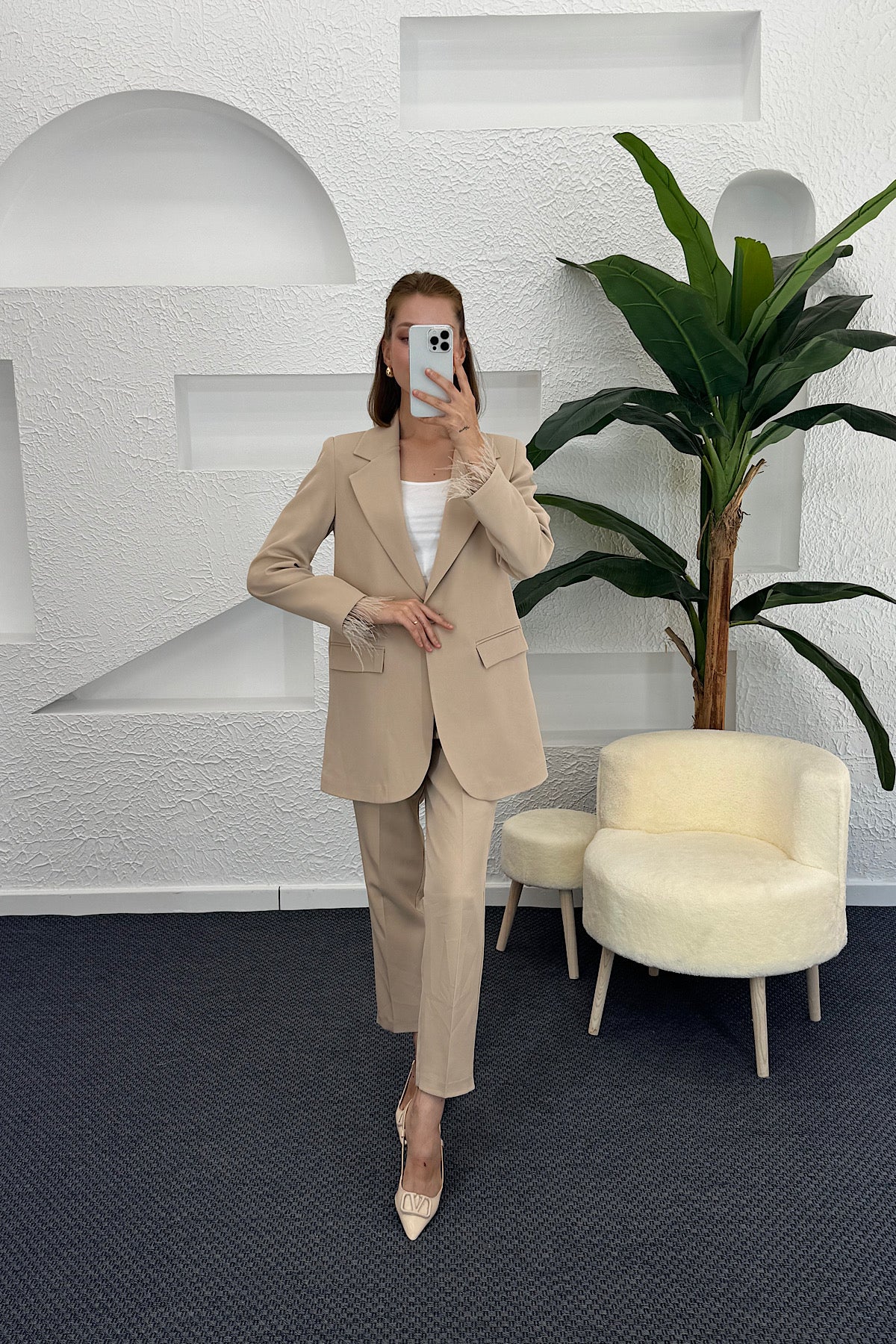 Bilek Tüy Detay Blazer Ceketli Takım Taş 6161-TAS
