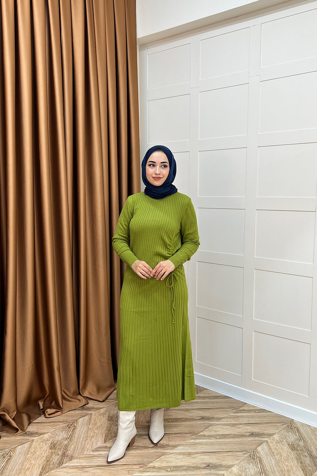 Yandan Büzgülü Triko Elbise Yağ Yeşili 24870-YAGYESILI