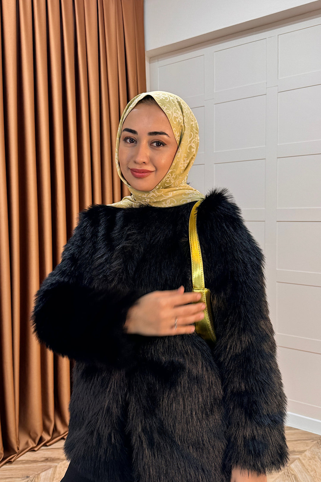 Divine Kürk Kaban Siyah 5524-SIYAH