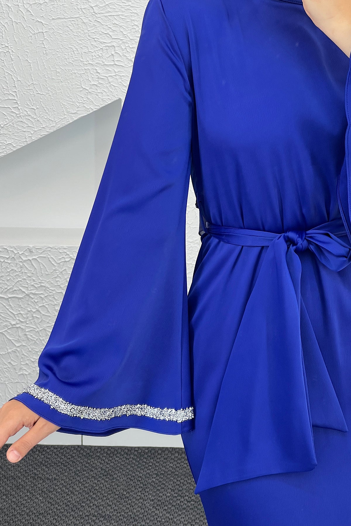 Kolları Taş Detay Saten Abiye Saks 3011-SAKS