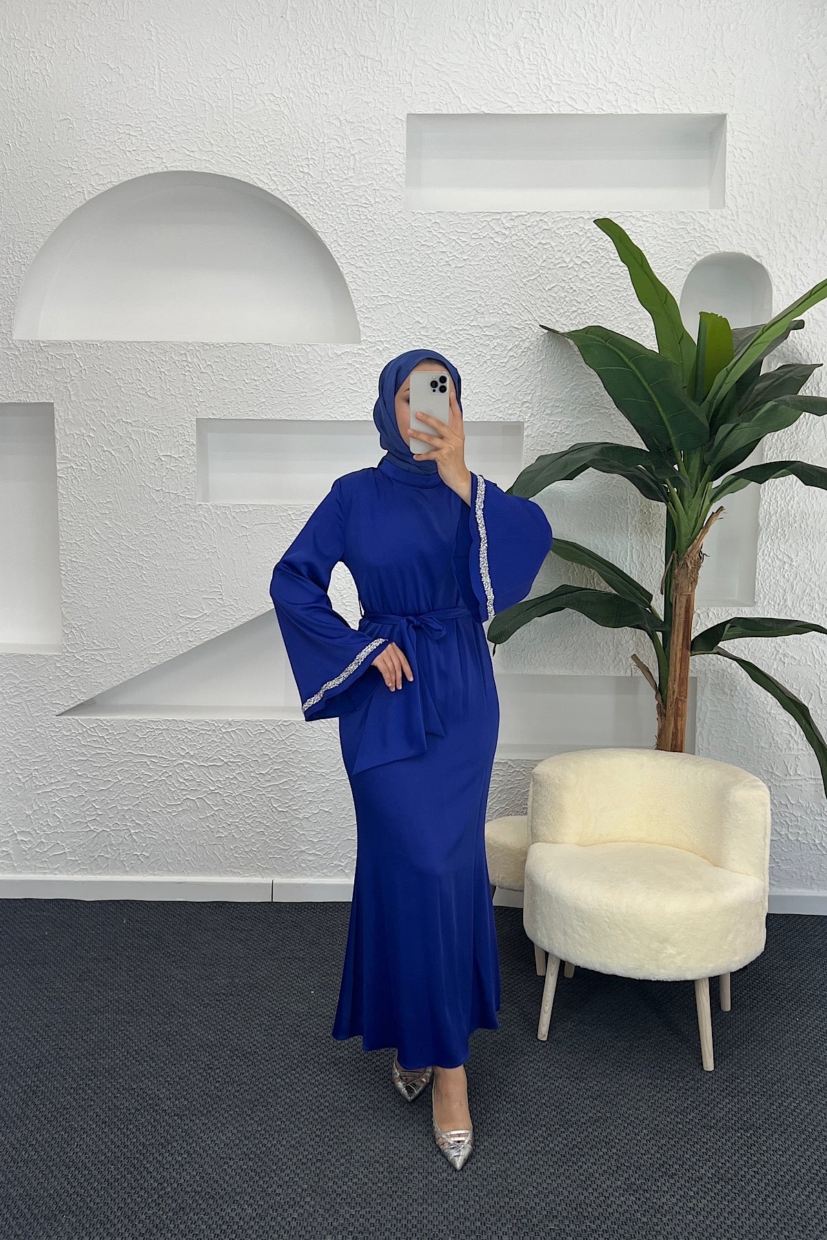 Kolları Taş Detay Saten Abiye Saks 3011-SAKS