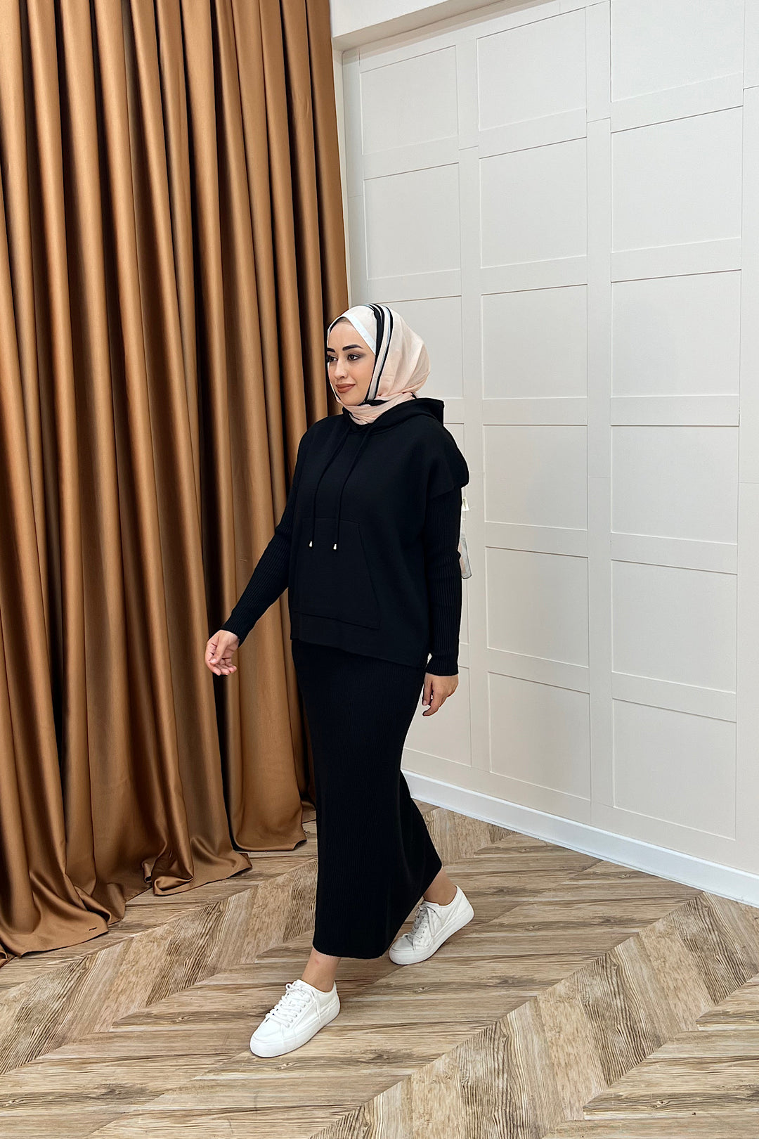 Üst Kapüşonlu İkili Triko Elbise Siyah 25290-SIYAH