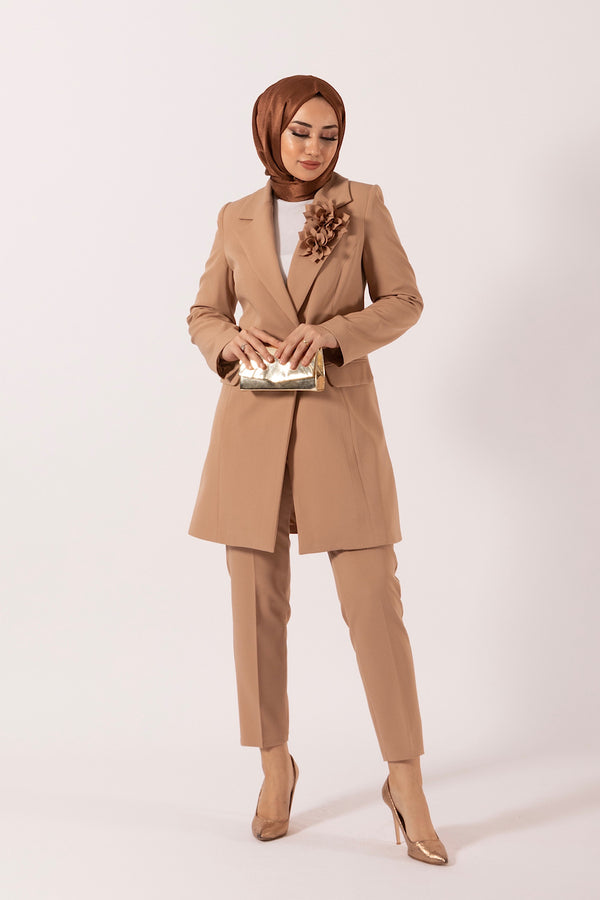 Çiçek Broşlu Ceket Takım Camel 6150-CAMEL