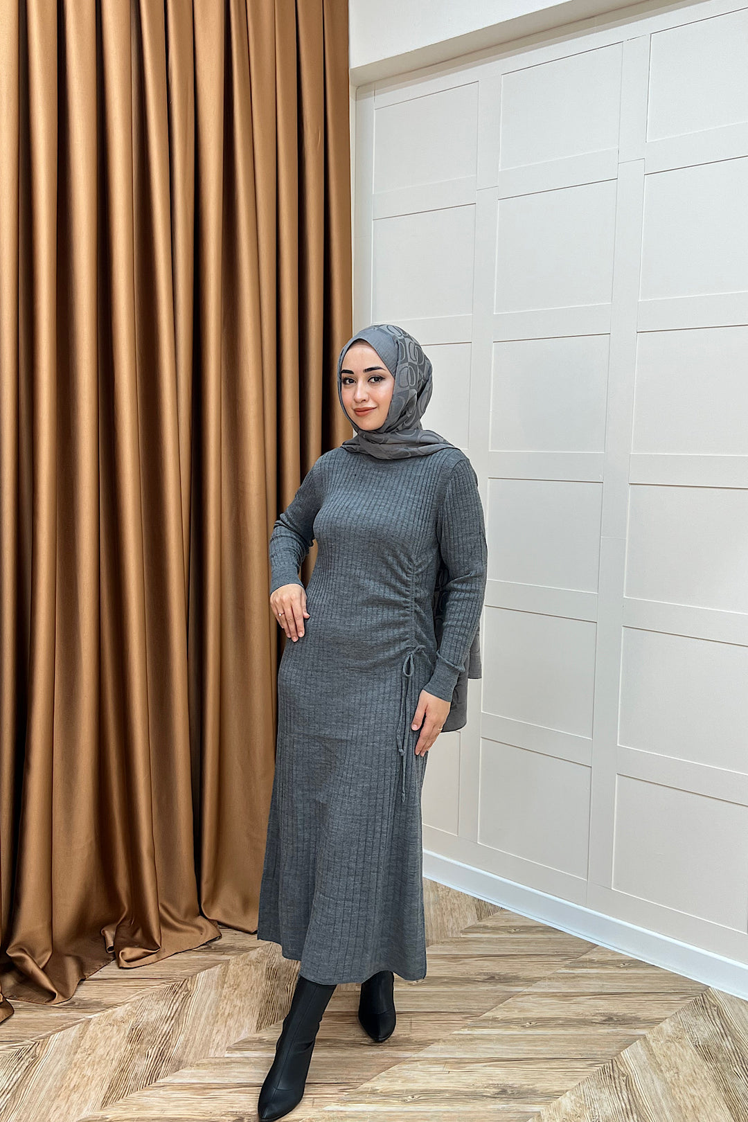 Yandan Büzgülü Triko Elbise Gri 24870-GRI