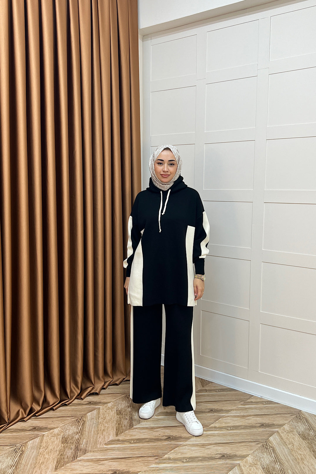 Lapis Çizgili Kapüşonlu Triko Takım Siyah 241210-SIYAH