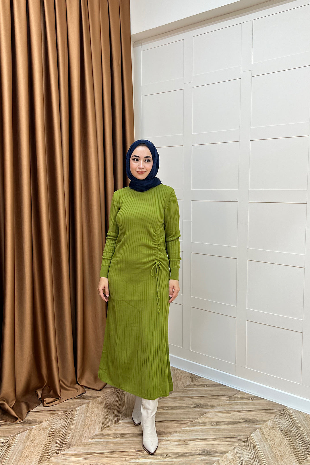 Yandan Büzgülü Triko Elbise Yağ Yeşili 24870-YAGYESILI