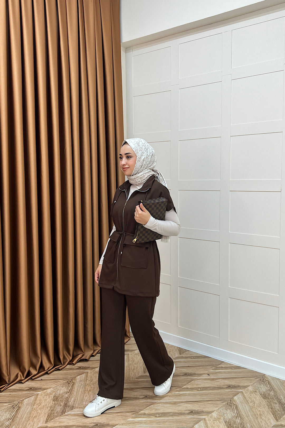 Lia Yelekli Takım Kahverengi 2023-KAHVERENGI