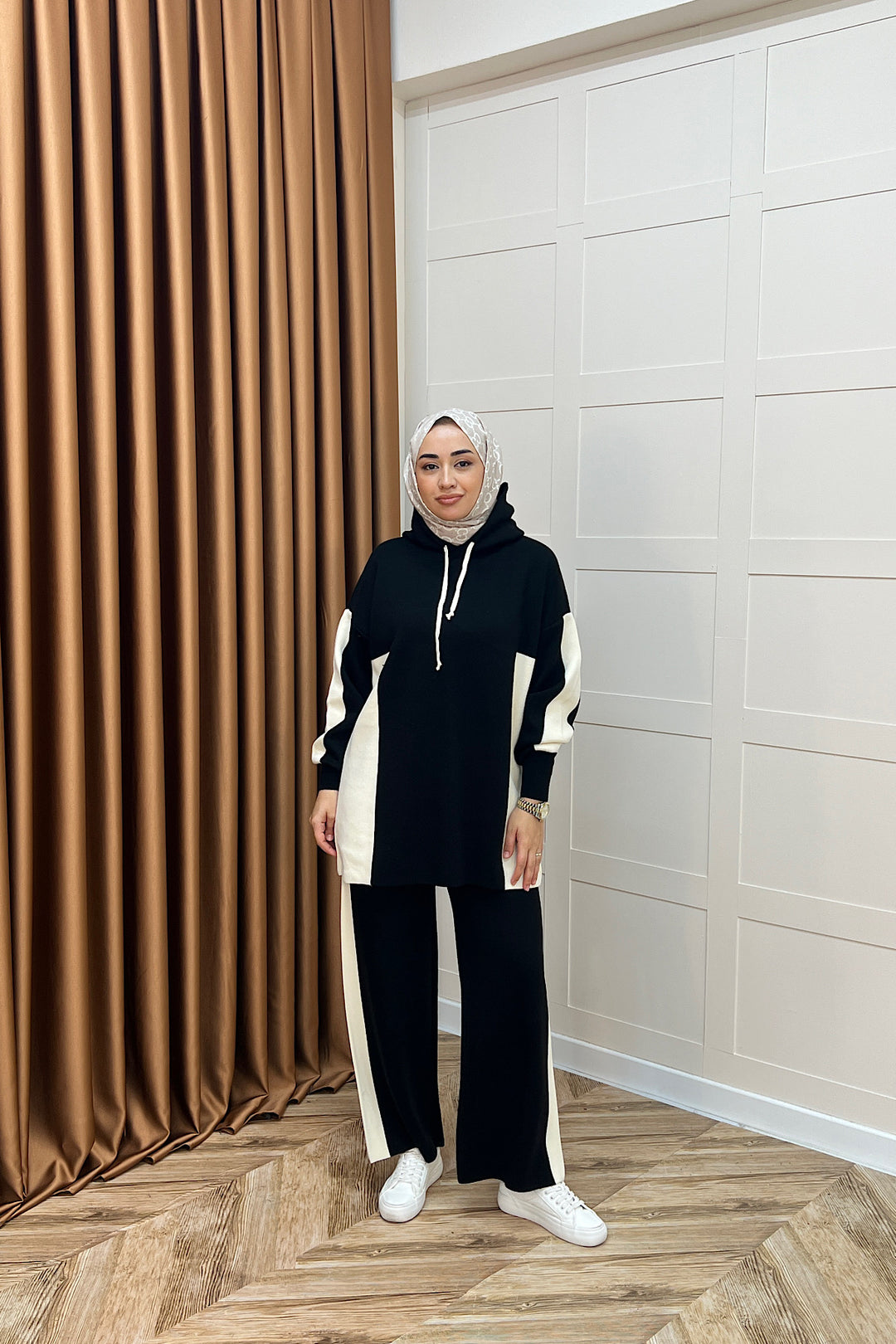 Lapis Çizgili Kapüşonlu Triko Takım Siyah 241210-SIYAH