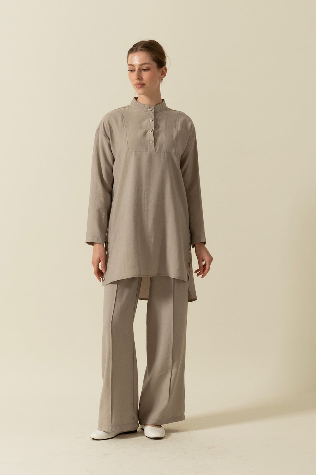 Yanları Çıtçıtlı Tesla Takım Taş 1947-TAS