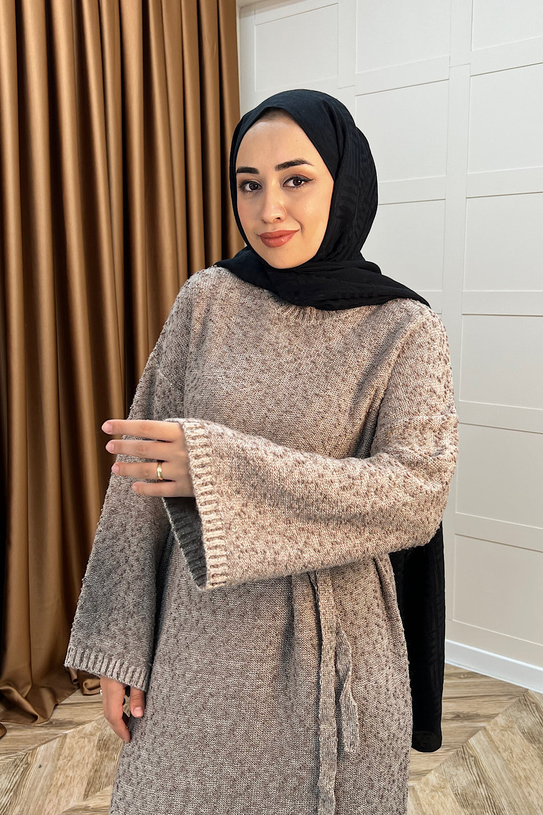 Yumoş Sim Karışımlı Salaş Triko Elbise Vizon 252500-VIZON