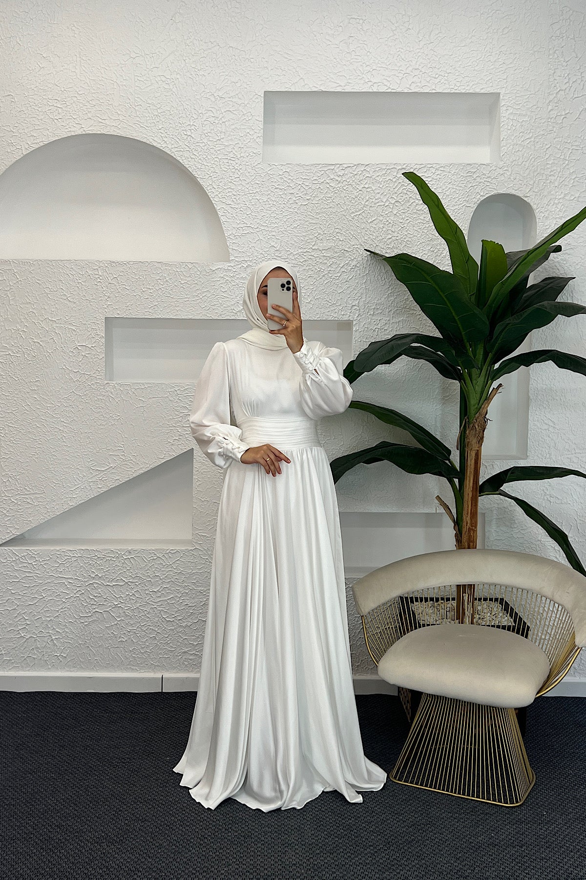 Beli Piliseli Saten Abiye Beyaz 04340-BEYAZ