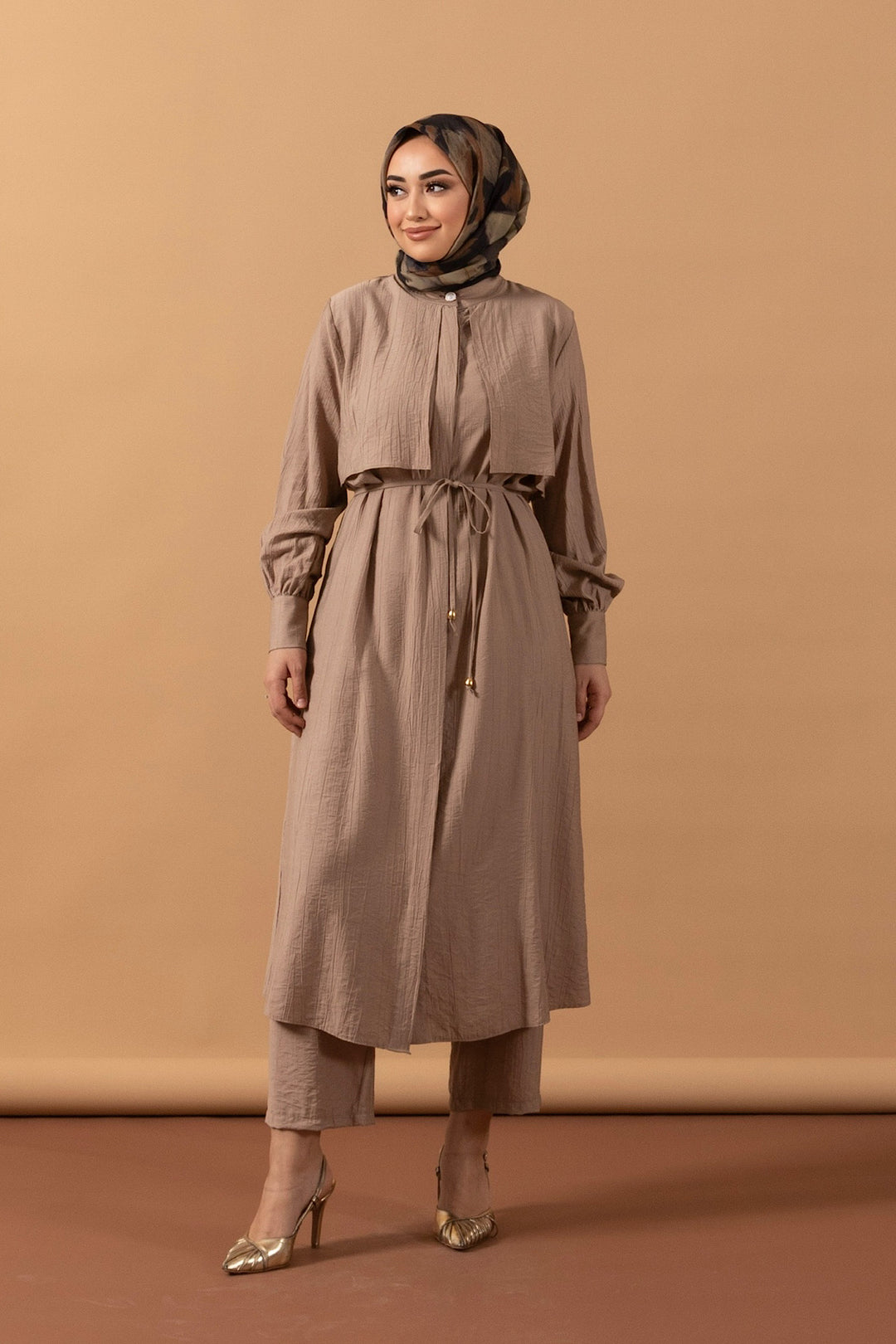 Göğüs Detay Kuşaklı İkili Takım Vizon 8378-VIZON