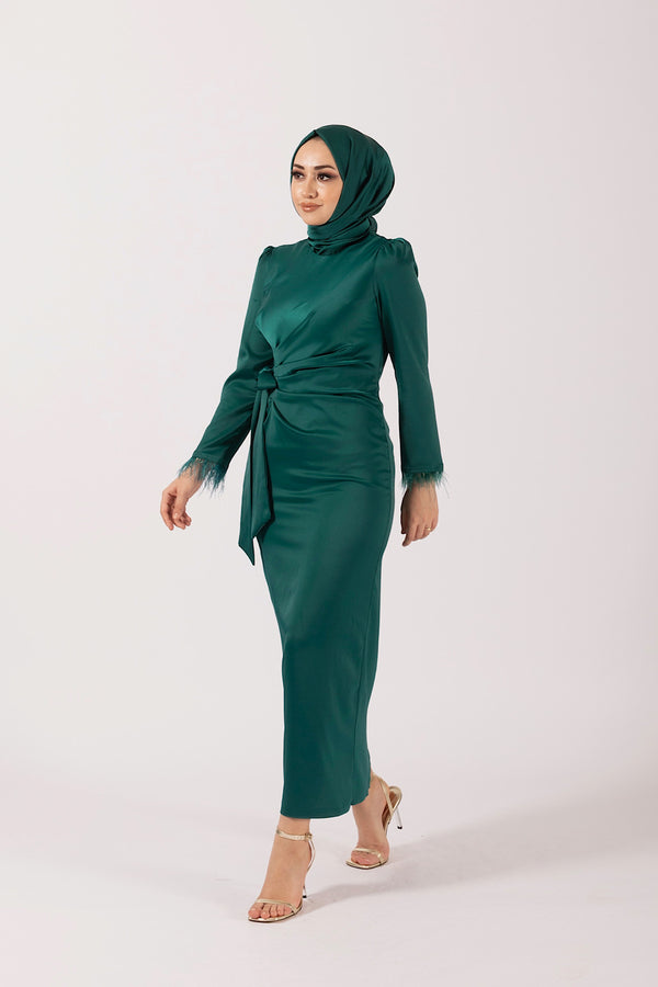 Kol Saçaklı Saten Abiye Zümrüt 4897-ZUMRUT