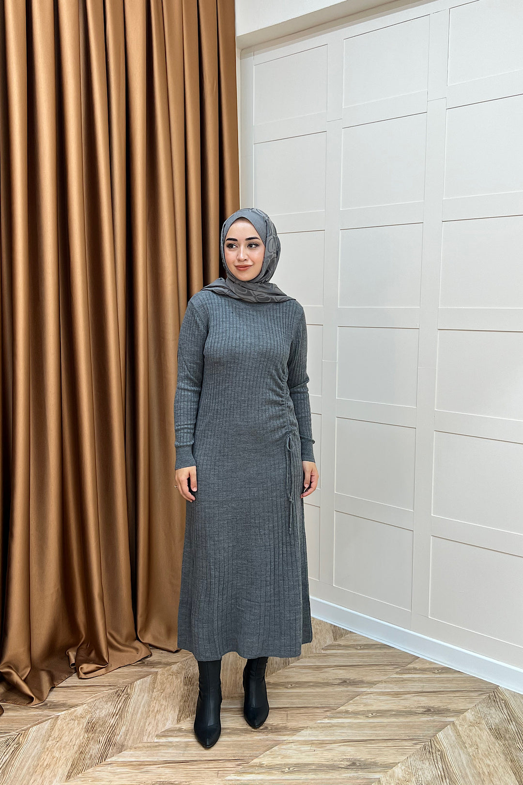 Yandan Büzgülü Triko Elbise Gri 24870-GRI