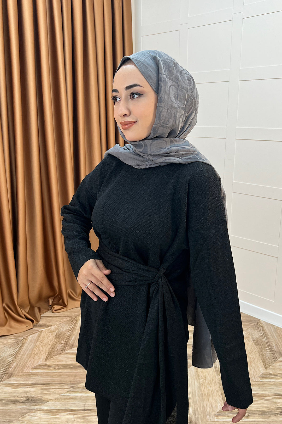 Yakamoz Şal Detay Simli Triko Takım Siyah 25280-SIYAH