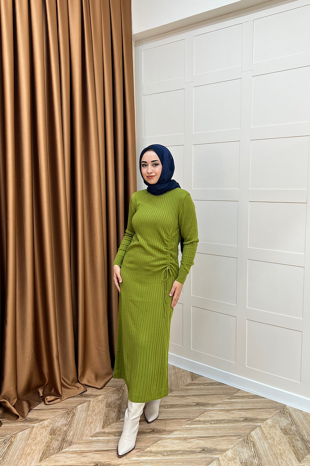 Yandan Büzgülü Triko Elbise Yağ Yeşili 24870-YAGYESILI