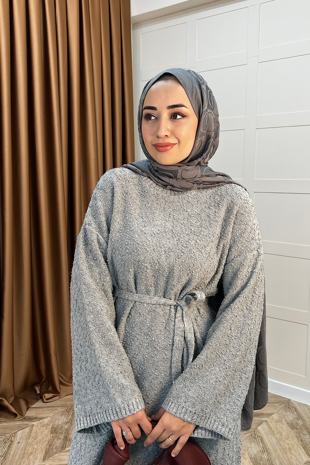 Yumoş Sim Karışımlı Salaş Triko Elbise Gri 252500-GRI