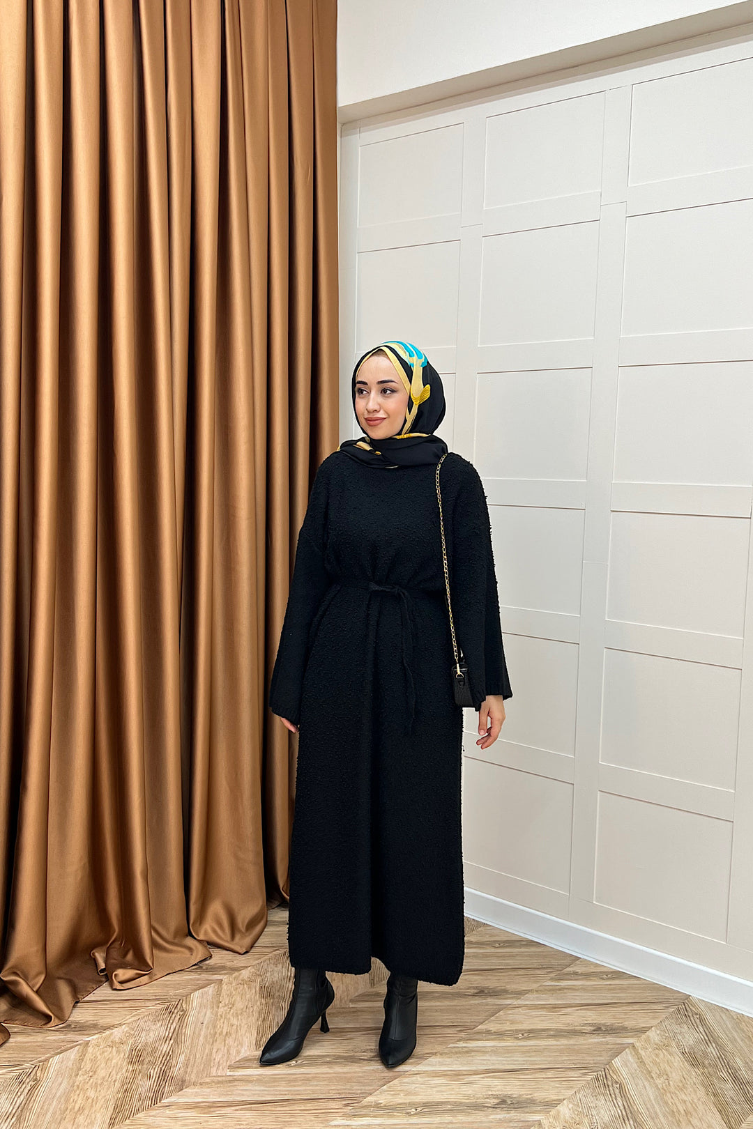 Yumoş Sim Karışımlı Salaş Triko Elbise Siyah 252500-SIYAH