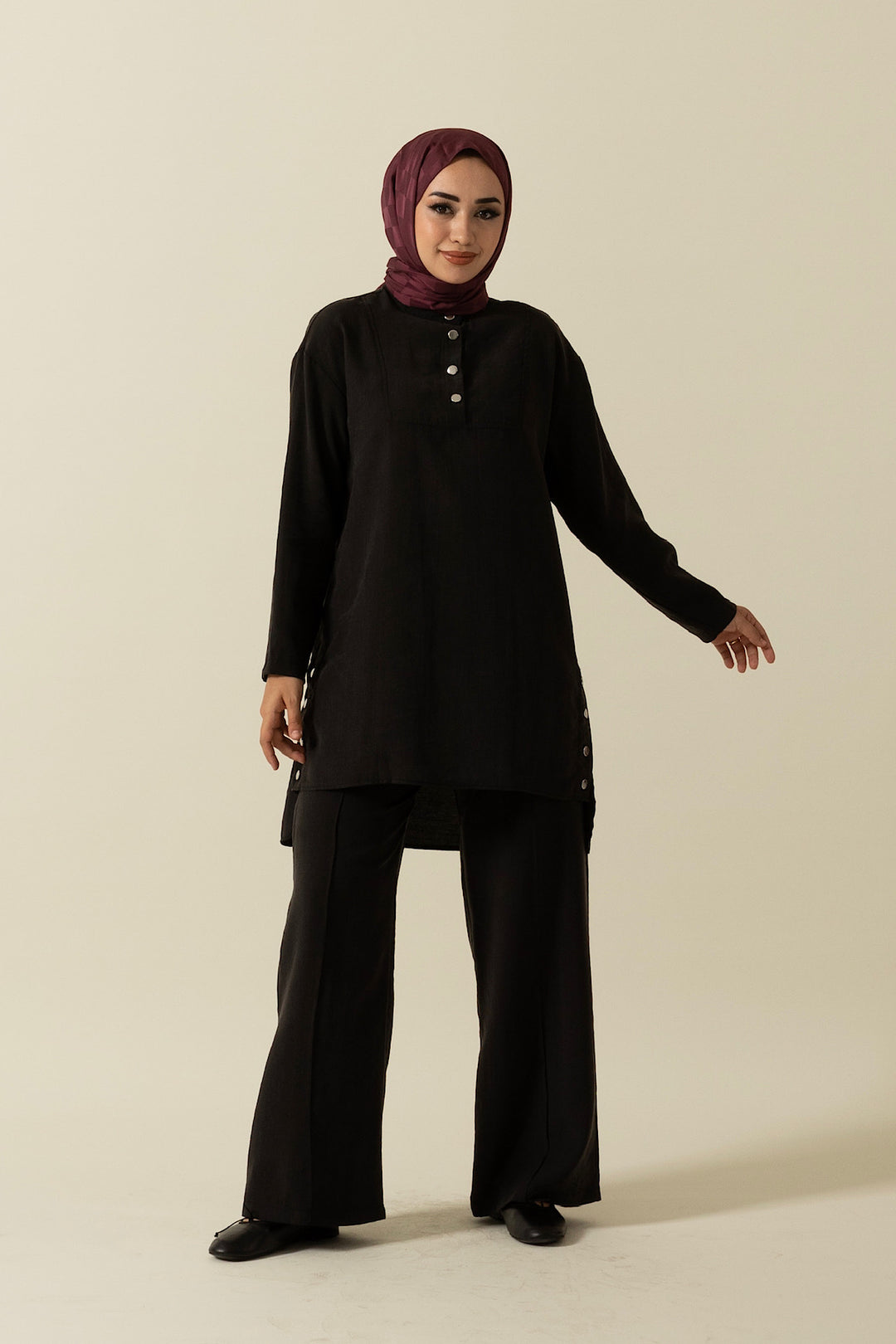 Yanları Çıtçıtlı Tesla Takım Siyah 1947-SIYAH