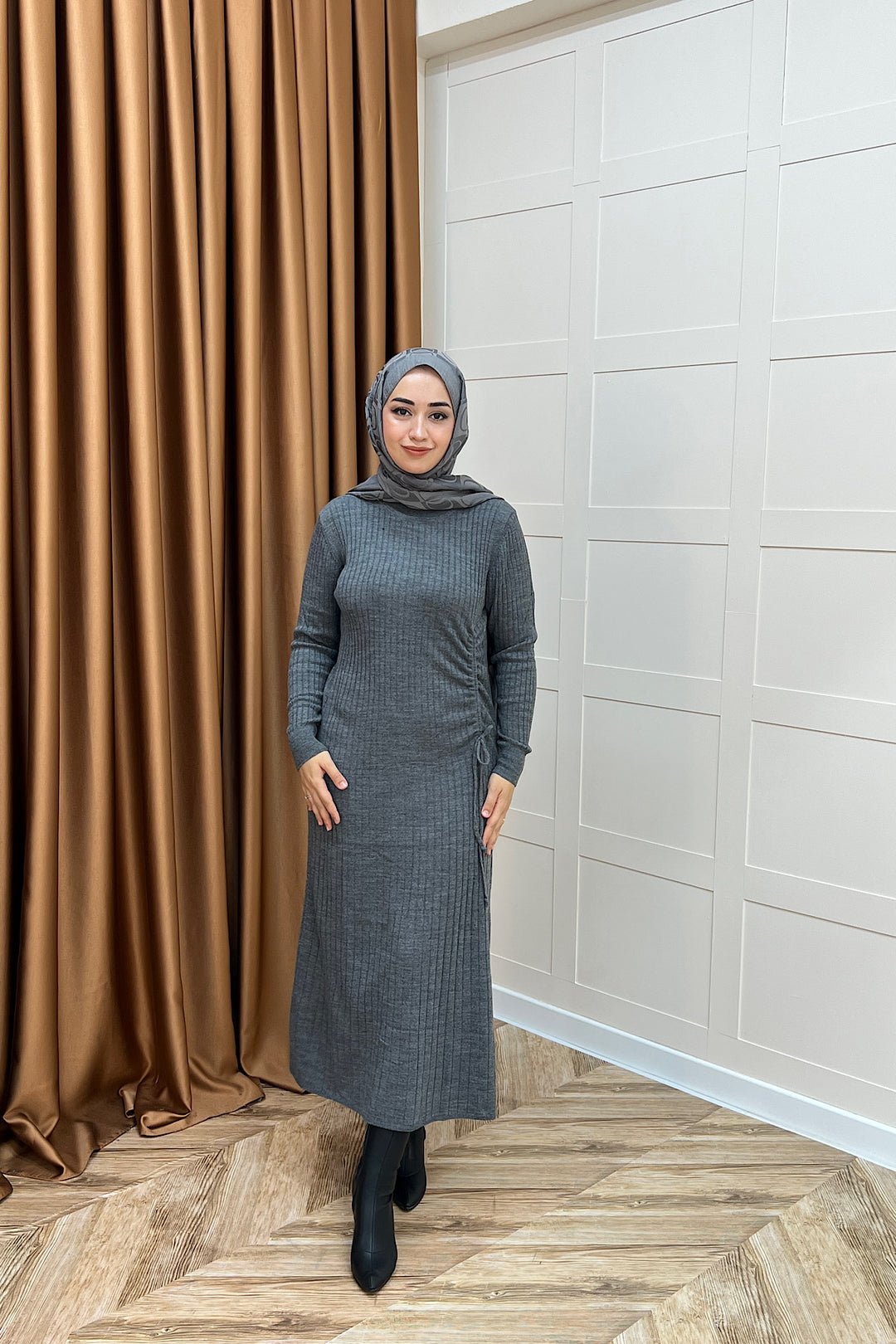 Yandan Büzgülü Triko Elbise Gri 24870-GRI