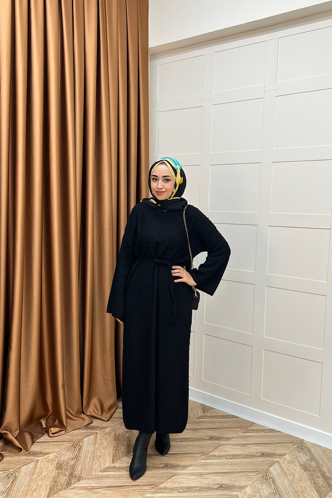 Yumoş Sim Karışımlı Salaş Triko Elbise Siyah 252500-SIYAH