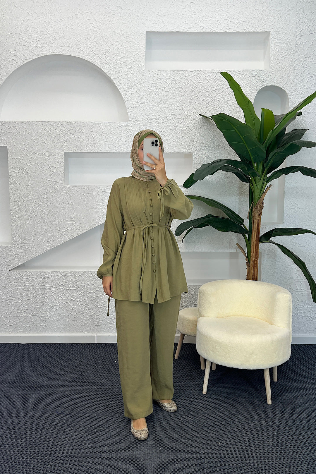 Kolları Bağcık Detay Önden Düğmeli Takım Yağ Yeşili 1944-YAGYESILI