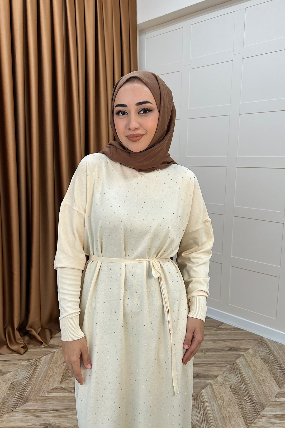 Mabel Taşlı Triko Elbise Krem 25270-KREM