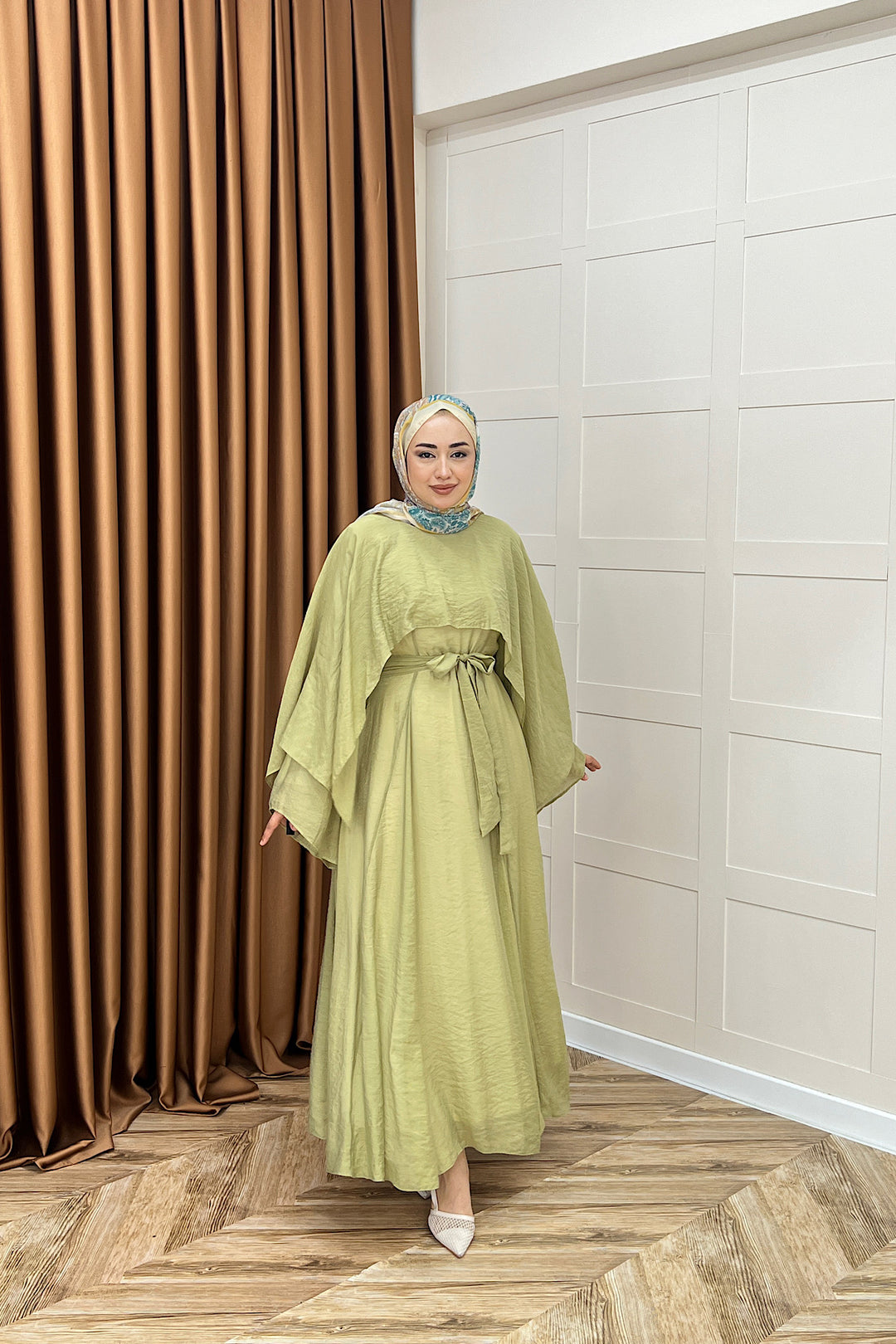 Bella Pelerin Detay Elbise Yeşil 8054-YESIL