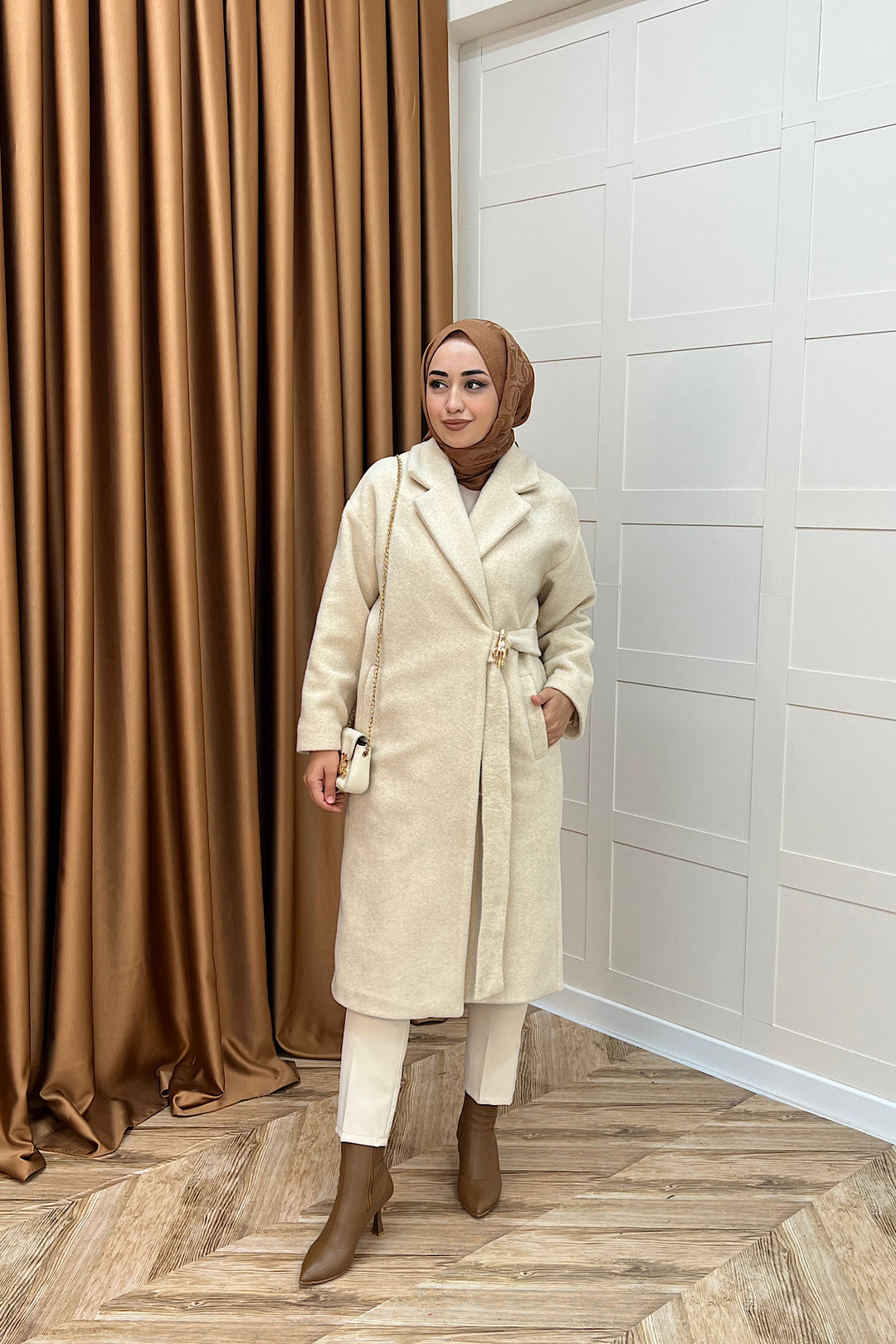 Yaren Premium Kumaş Broş Detay Kaban Taş 5511-TAS