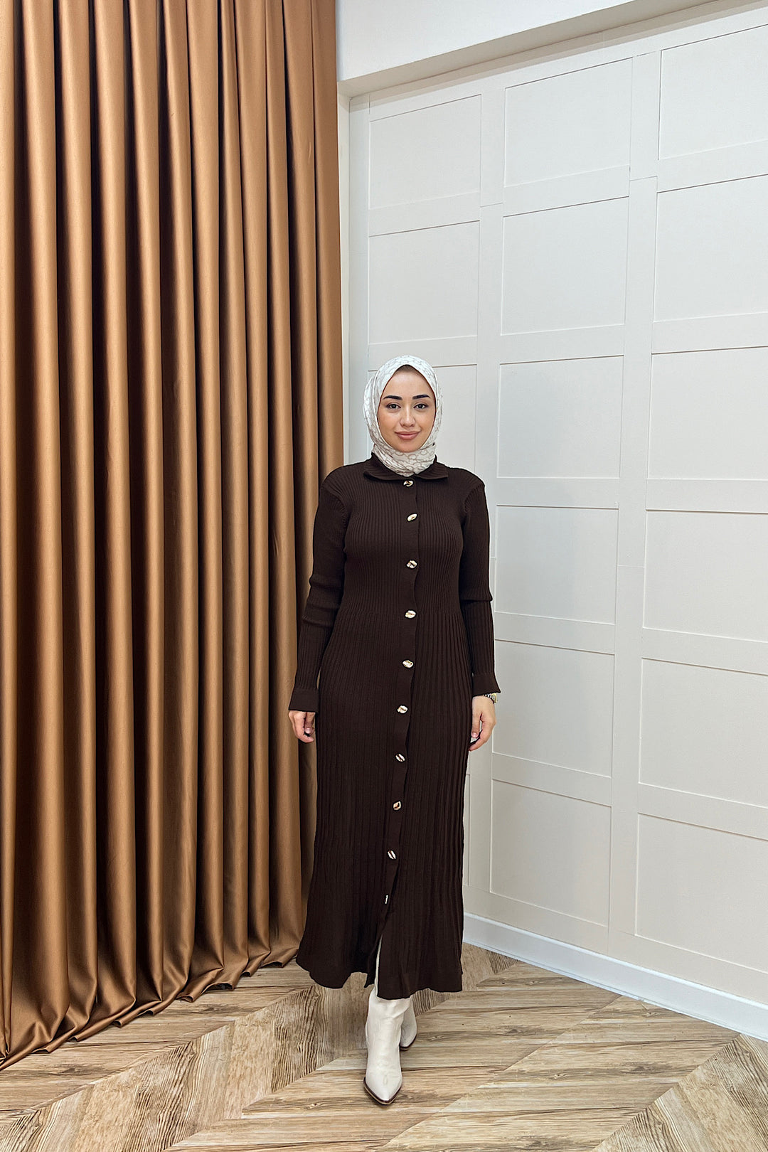 Endam Düğmeli Triko Elbise Kahverengi 10201-KAHVERENGI