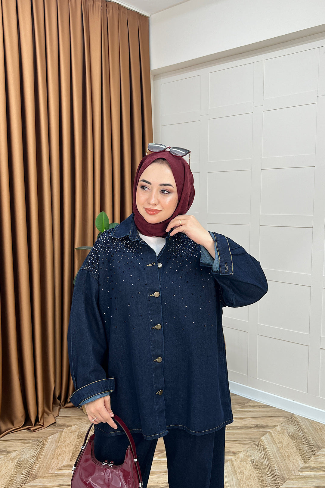 Reyna Taş İşlemeli Kot Takım Lacivert 62806-LACIVERT