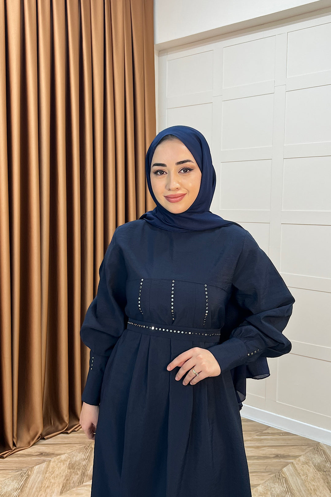 Lara Taş Detaylı Elbise Lacivert 26030-LACIVERT