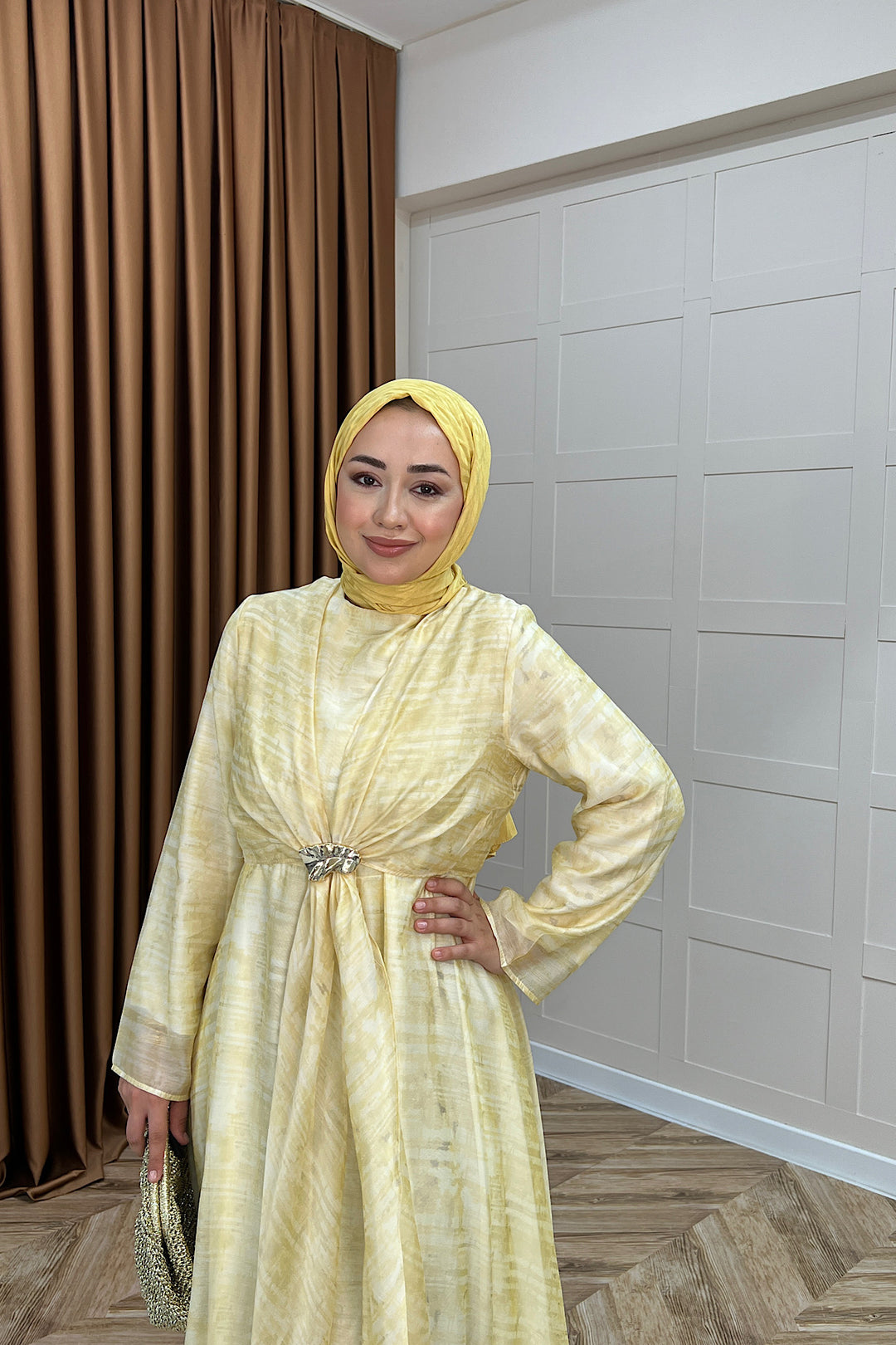Liana Broş Detay Elbise Sarı 3104-SARI