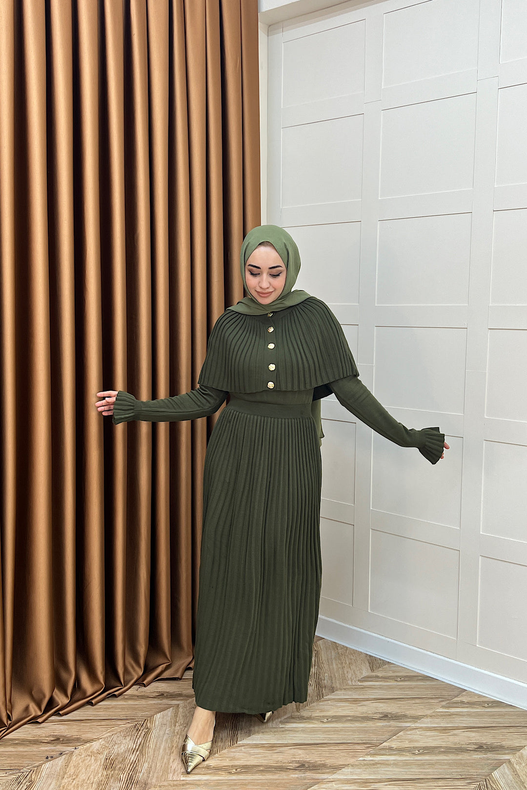 Kelebek Pelerinli Triko Elbise Haki 10200-HAKI