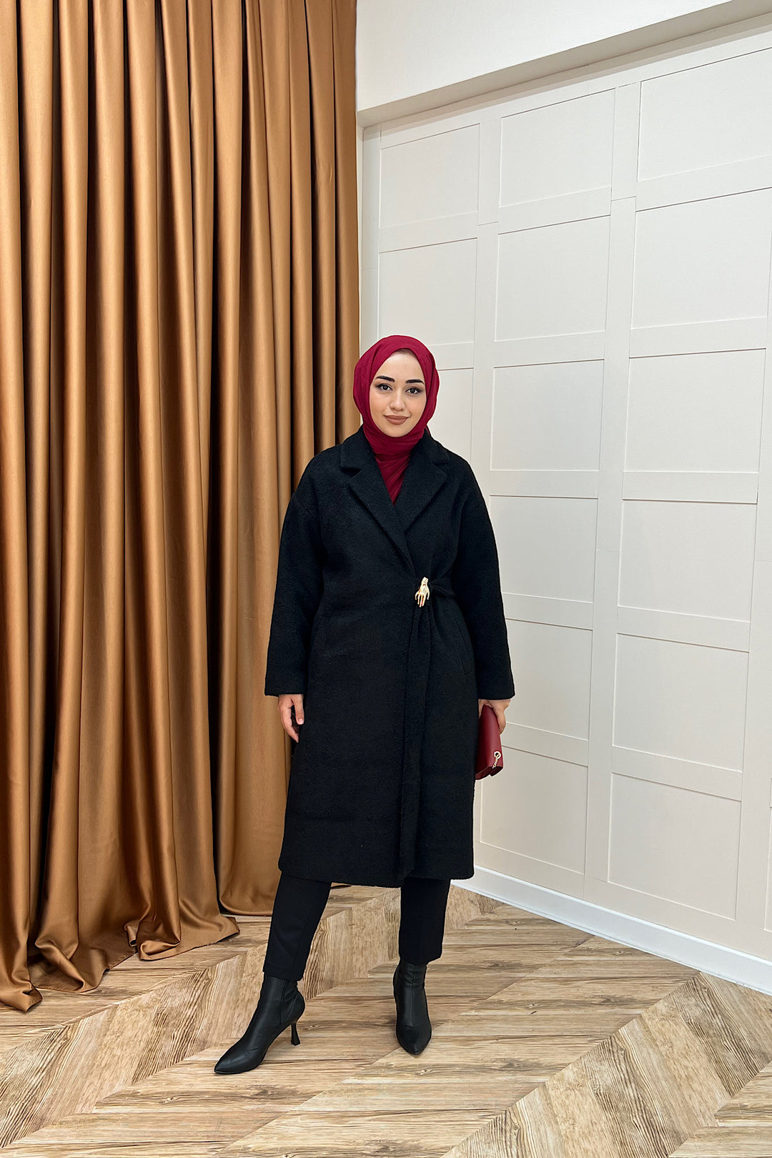 Yaren Premium Kumaş Broş Detay Kaban Siyah 5511-SIYAH