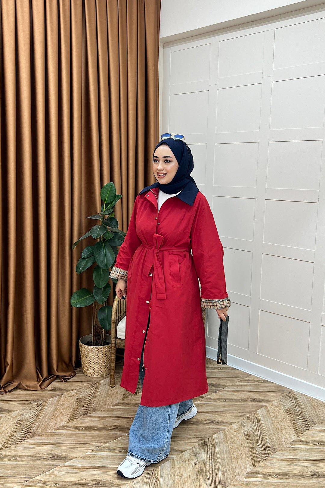 Dora Kuşaklı Uzun Trençkot Kırmızı 62613-KIRMIZI