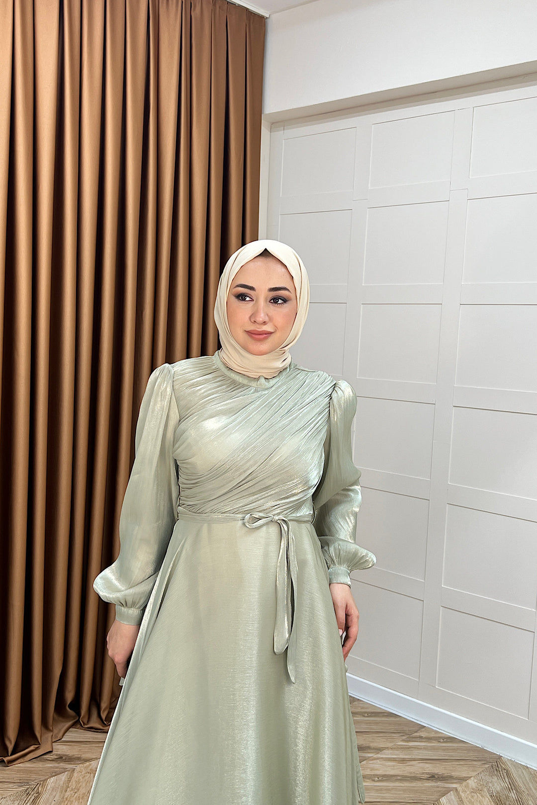 Göğüs Drapeli Abiye Yeşil 3023-YESIL
