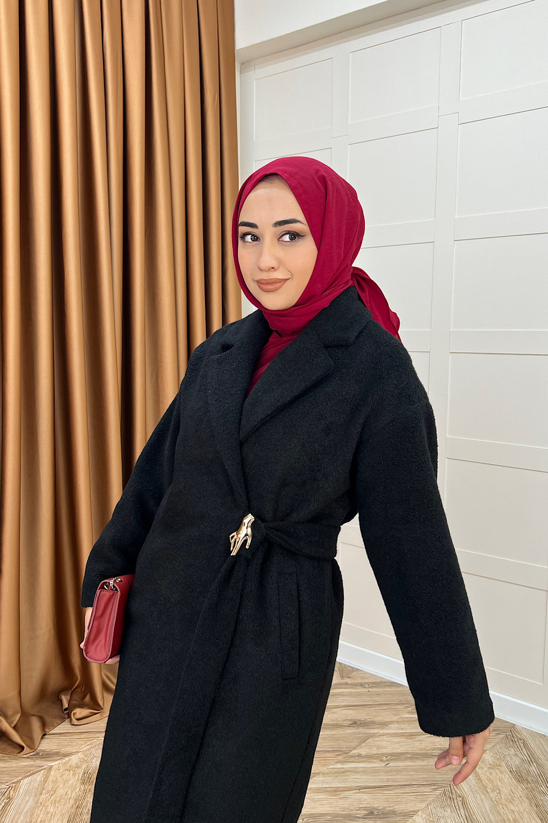 Yaren Premium Kumaş Broş Detay Kaban Siyah 5511-SIYAH