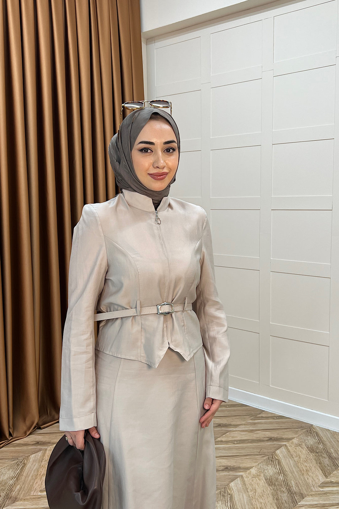 Mira Kemerli Etek Takım Taş 03183-TAS