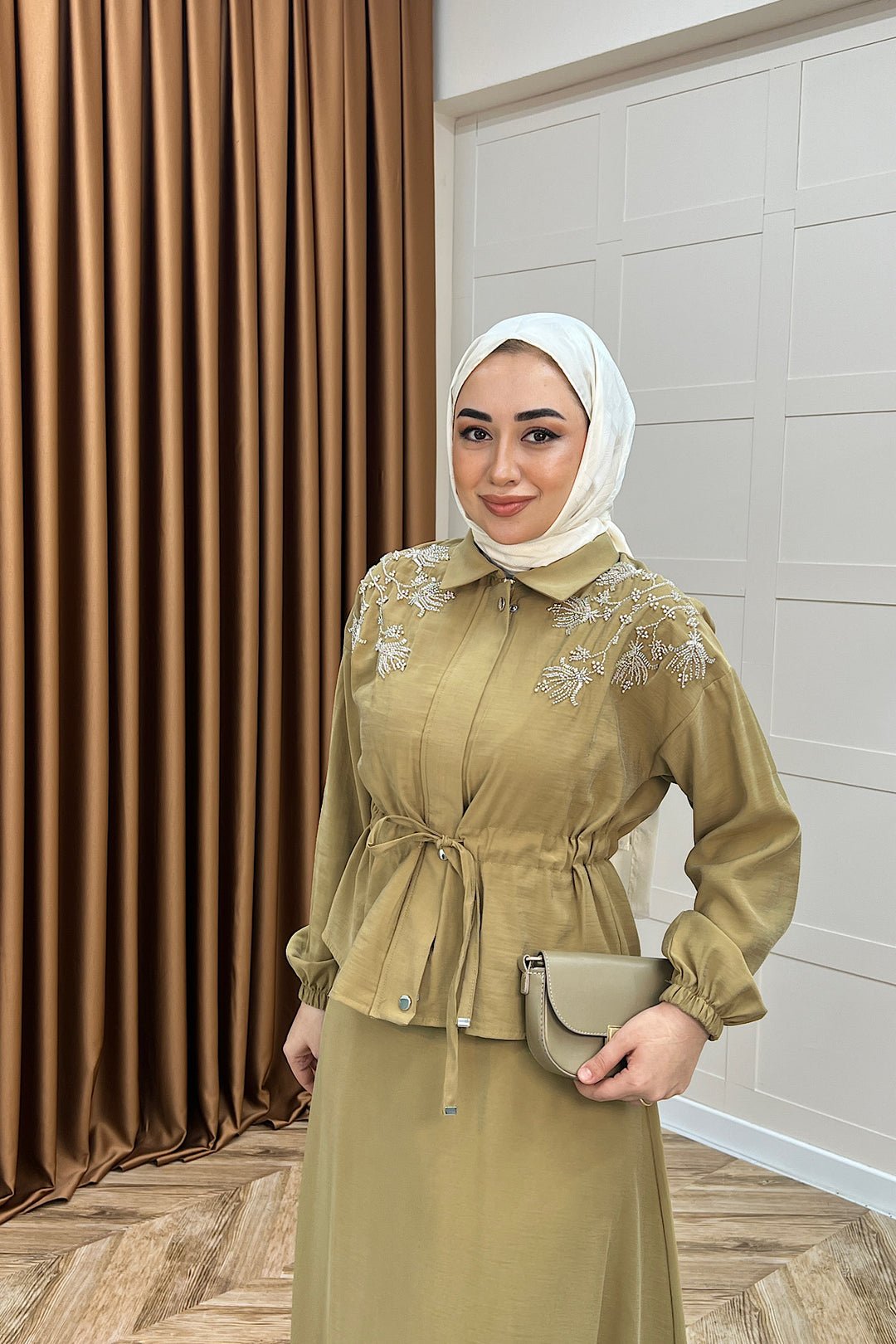 Laura Taş İşlemeli Etek Takım Yağ Yeşili 02969-YAGYESILI