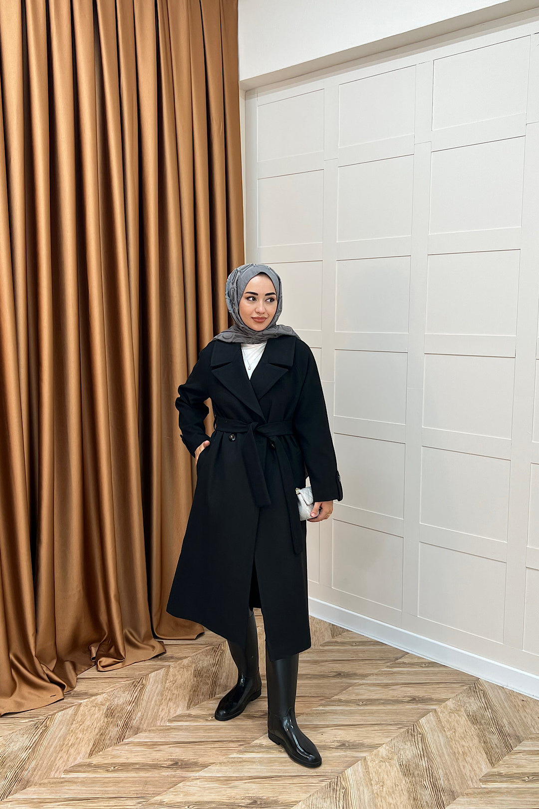 Martina Yırtmaçlı Kaban Siyah 5508-SIYAH