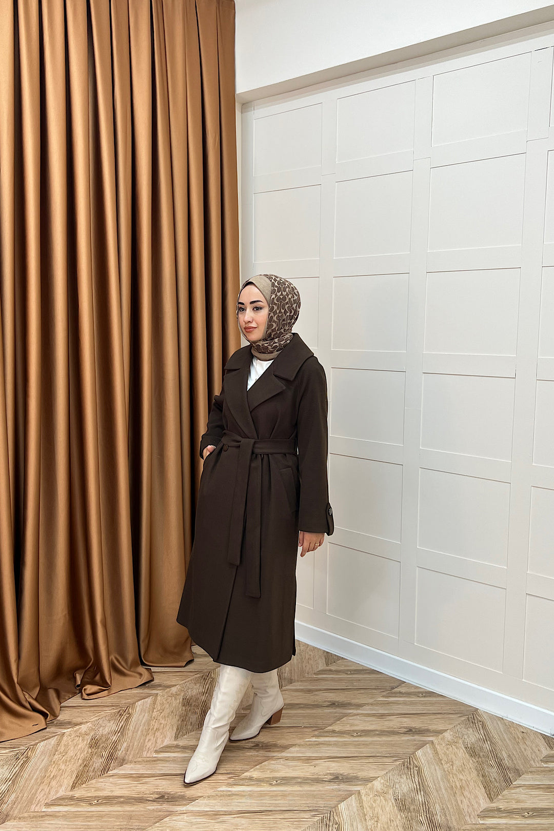 Martina Yırtmaçlı Kaban Kahverengi 5508-KAHVERENGI